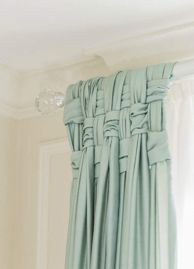 Замысловатое плетение добавит элегантности даже самым простым шторам.