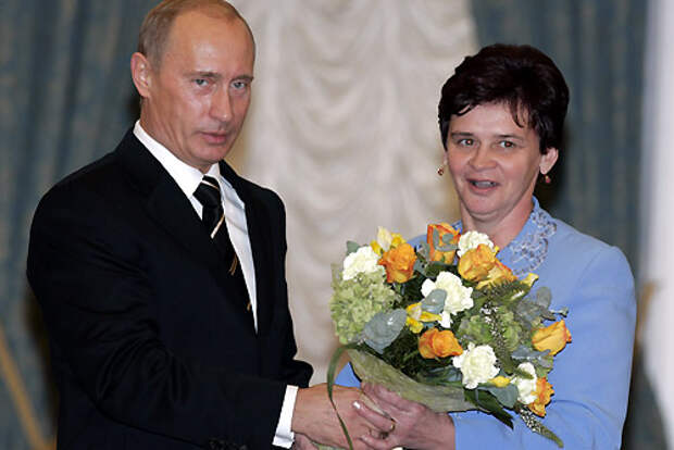 Брусникова