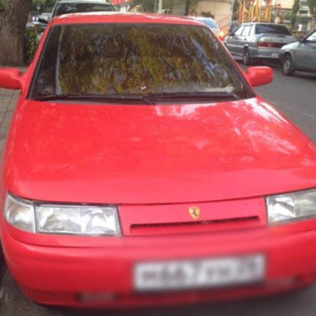 Новая модель - Лада-Ferrari.