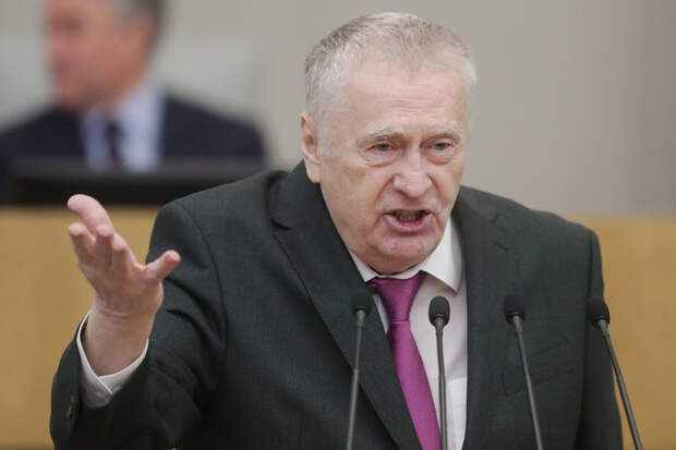 Жириновский призвал арестовать Зюганова и запретить слово «коммунизм»