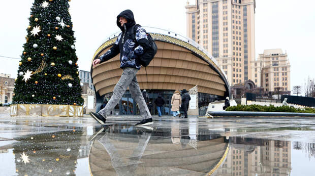 Аномально теплые зимы, сдвиг сезонов и волны жары: как изменится погода в Москве к концу века