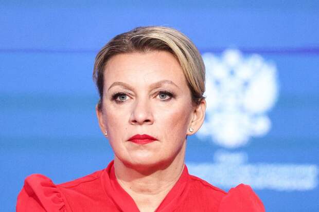 Захарова осудила рассуждения экс-премьера Швеции о ядерном ударе по России