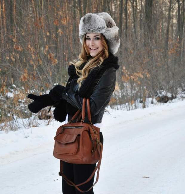 Кожа и мех - стильный микс для теплой зимы. /Фото: wowfashionable.ru