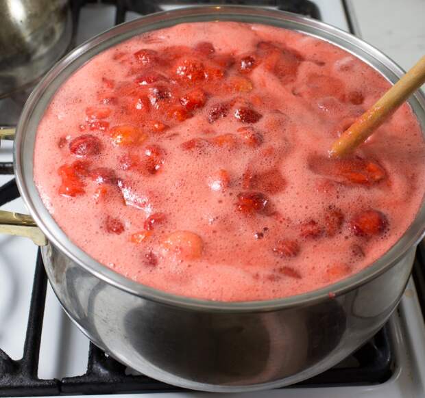 варенье из клубники
