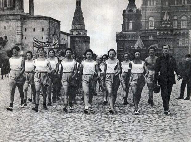 Спортсменки, комсомолки, красавицы 1930 х sovietgymnasts10 Спортсменки, комсомолки, красавицы 1930 х