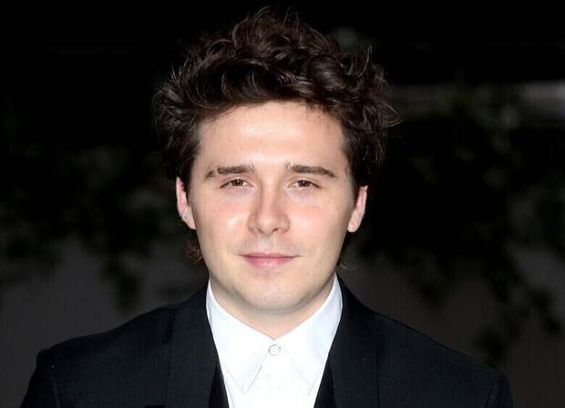 Сын Бекхэмов таинственно ответил тем, кто обвинил его в блокировке родителей