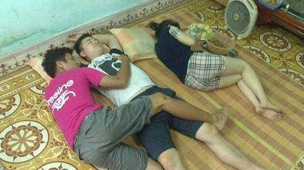 Такое бывает только в Азии. 33 кадра