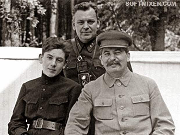 Три сына Иосифа Сталина