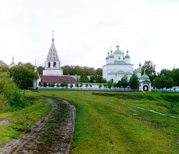 Редчайшие цветные фотографии Российской империи начала 20 века Редчайшие цветные фотографии Российской империи начала 20 века, история