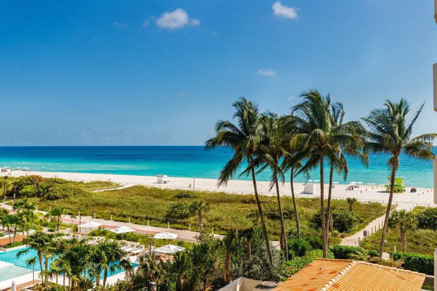 Резкое удешевление зарубежных туров началось на фоне укрепления рубля