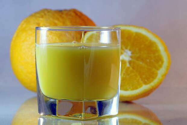 Французские ученые обвинили фруктовые соки в том, что они вызывают смертельную болезнь