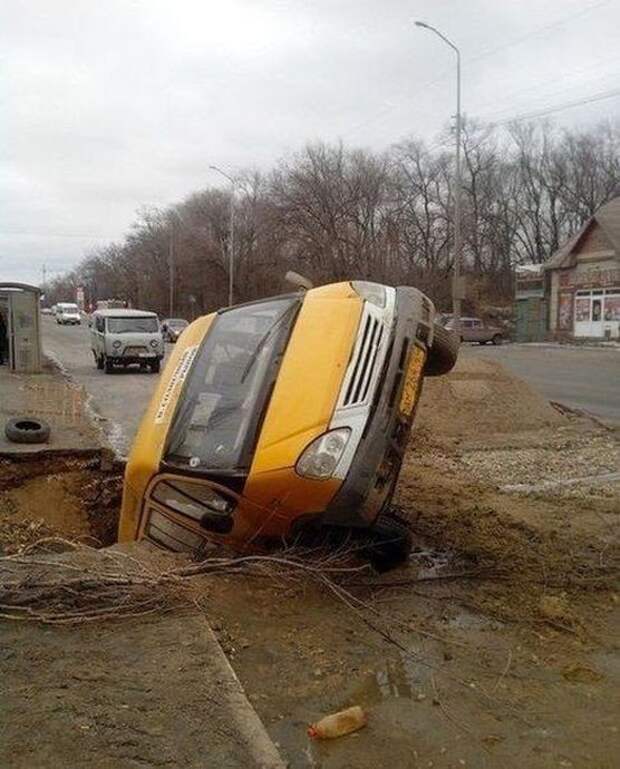 Подборка курьёзных аварий аварии, авто, дтп, курьезы, приколы