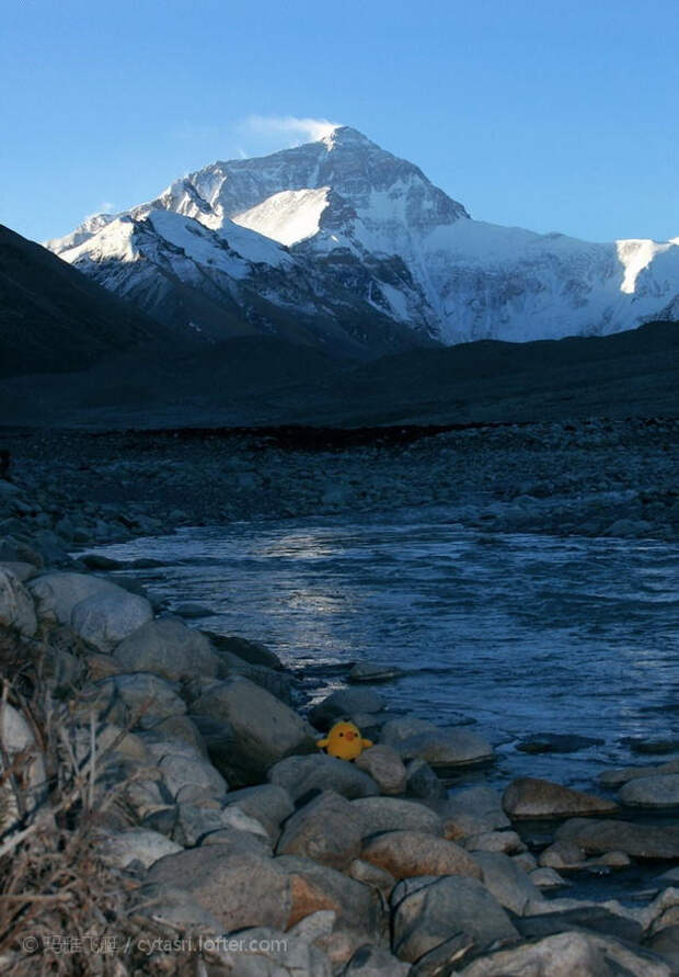 Эверест: 15 величественных фотографий самой высокой горы на Земле