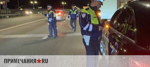 Сотня штрафов за рулем: за езду без правил в Севастополе задержали юного водителя