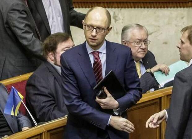 После премьерства Яценюк возглавит ультраправых боевиков
