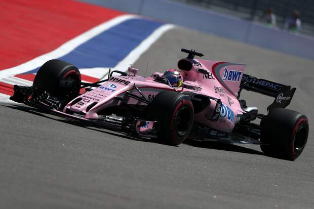 Гонщик команды Force India Эстебан Окон