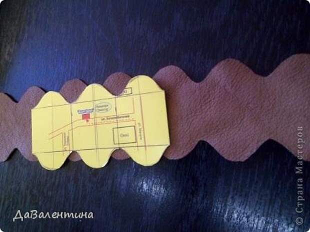 Мастер-класс Поделка изделие Ассамбляж Картина - Ключница из кожи Погода в доме Кожа фото 18