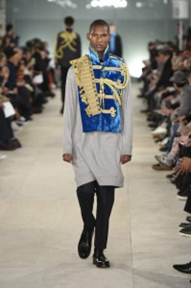 LOOK28