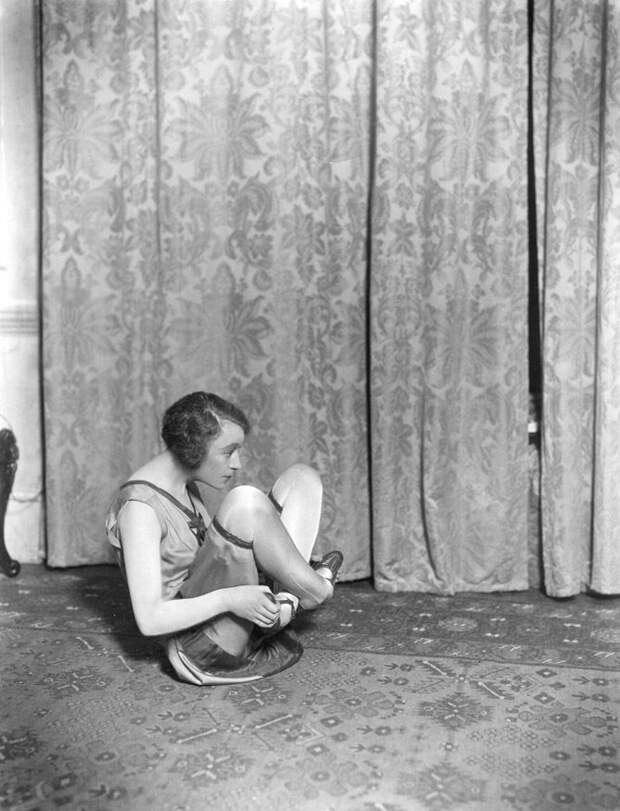 Какой была йога в прошлом веке: любопытные винтажные фото VintageYoga02 Какой была йога в прошлом веке: любопытные винтажные фото