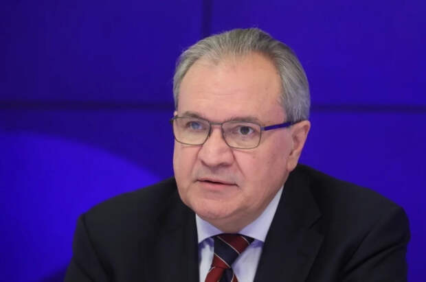 Глава СПЧ назвал нереальной идею Дерипаски о шестидневной рабочей неделе