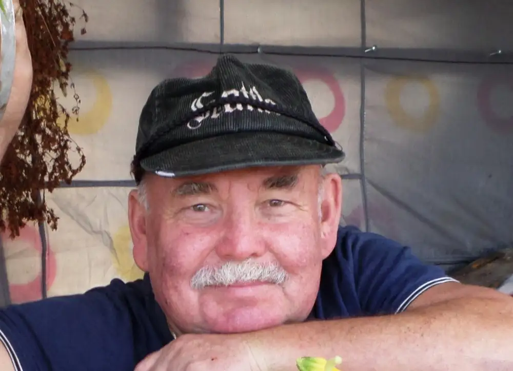 Wwe jimmy uso. чарли ханнэм. усатый брат. братья усо 2022. братья уса.