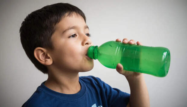 Начало разъедать рот после первого глотка: В Новой Москве ребёнок отравился напитком "Алоэ вера"