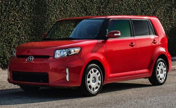 Scion xB - самый надежный компактный автомобиль