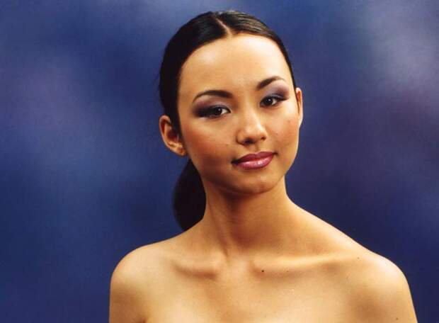 Гульмира Махамбетова победительница конкурса Мисс Казахстан 2001. фото
