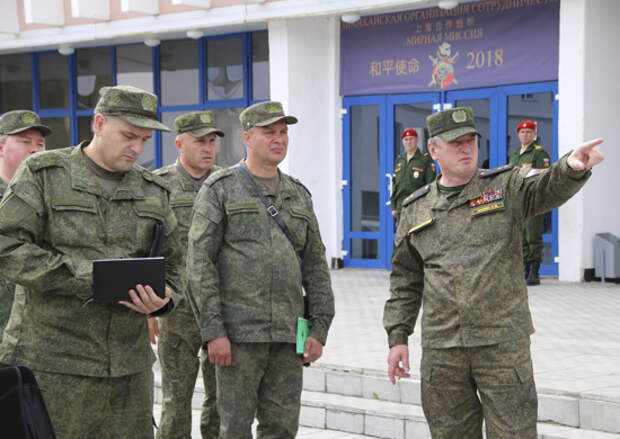 1010 военнослужащим последние новости на сегодня. 2 Армия ЦВО командующий. Командование 2 армии ЦВО. Войска ЦВО. Армия центрального военного округа.