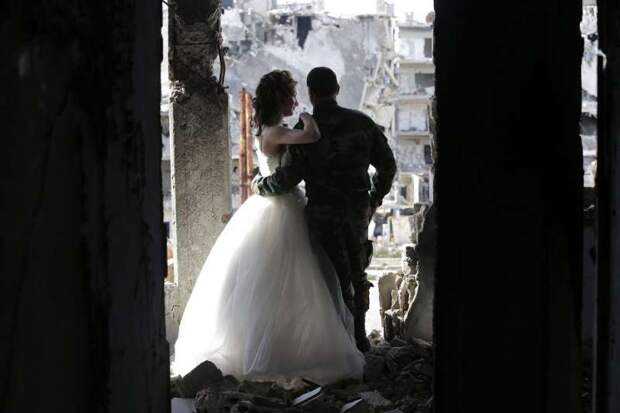 Молодожены в руинах или свадьба по-сирийски