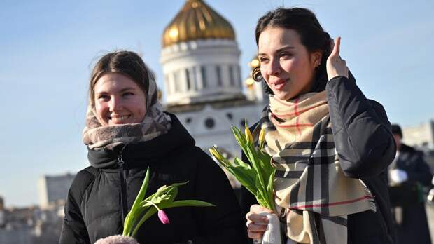 В Госдуме предложили сократить рабочие пятницы для женщин на два часа
