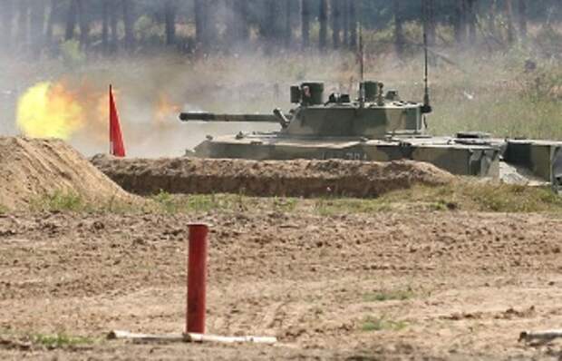 БМД-4 "Бахча-У" с противотанковой пушкой "Спрут-СД" во время командно-штабных учений