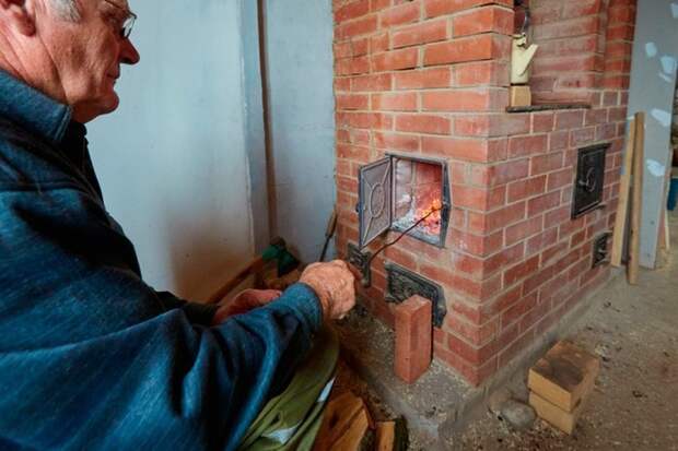 Житель Белоруссии строит соломенный дом Белорус, своими руками, соломенный дом