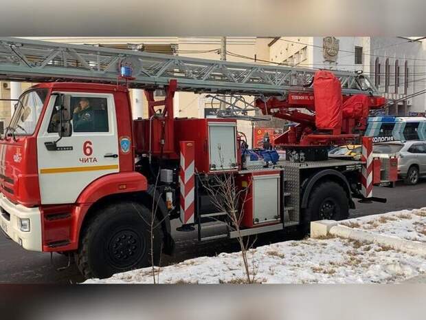 В Забайкалье пожарные состязались в скорости и выносливости на лыжной трассе