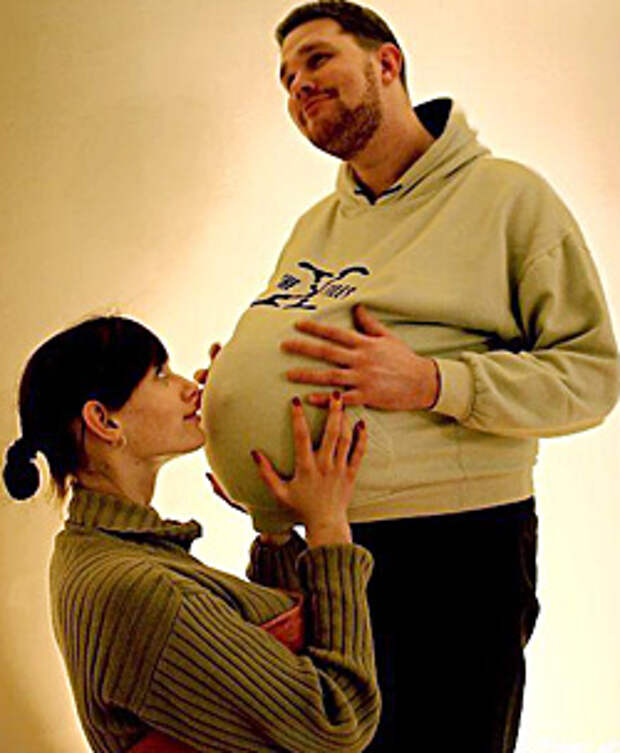 Была беременность у мужчин. Беременные мужчины. Беременна с мужем. Мужская беременность.