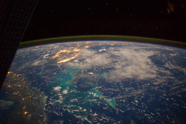 NASA ко Дню Земли показало лучшие снимки нашей планеты