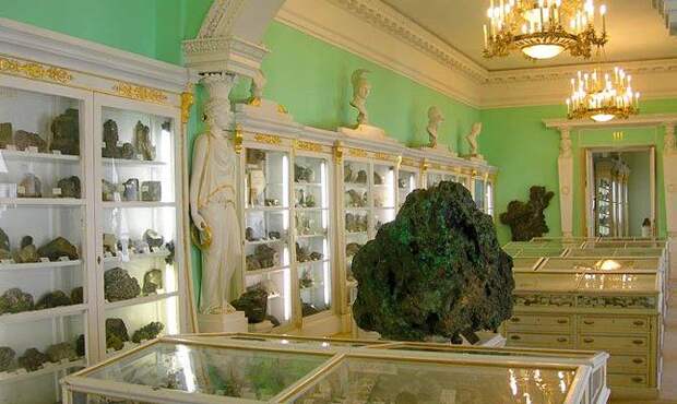 Интересные факты о метеоритах, Горный музей Санкт-Петербурга