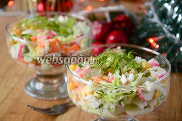 Фото Крабовый салат с пекинской капустой и болгарским перцем