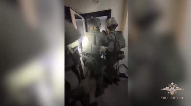 В Москве задержали двух подозреваемых, обманувших свыше 90 покупателей автозапчастей