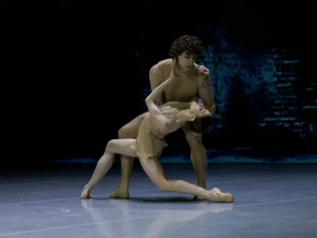 Dance Open поставил точку в огне: фестиваль столкнул на Гала классику и современность. Посмотрите, как красиво это было