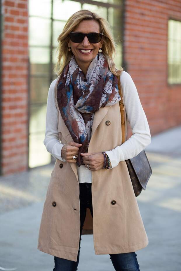 Jacket-Society-The Perfect Trench Vest For Spring-2712