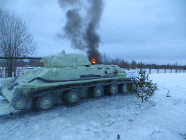 Сотни танков появились в огородах россиян Сотни танков появились в огородах россиян World of Tanks, игра, конкурс, снег, танки