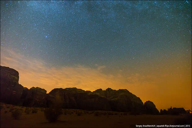 Wadi Rum by night / Ночь в пустыне Вади Рам Wadi Rum by night / Ночь в пустыне Вади Рам