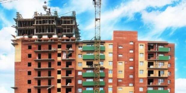 Стройка под вопросом: четверть новостроек рискует остаться без покупателей, а девелоперы просят у государства 50 миллиардов