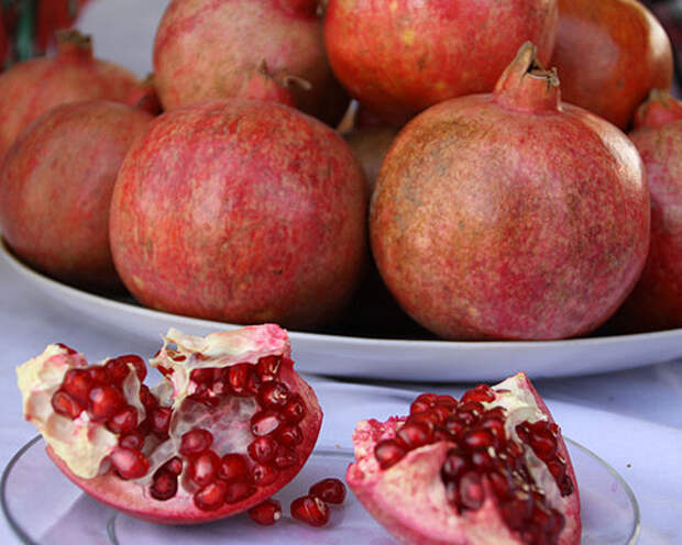 Afghan_pomegranates