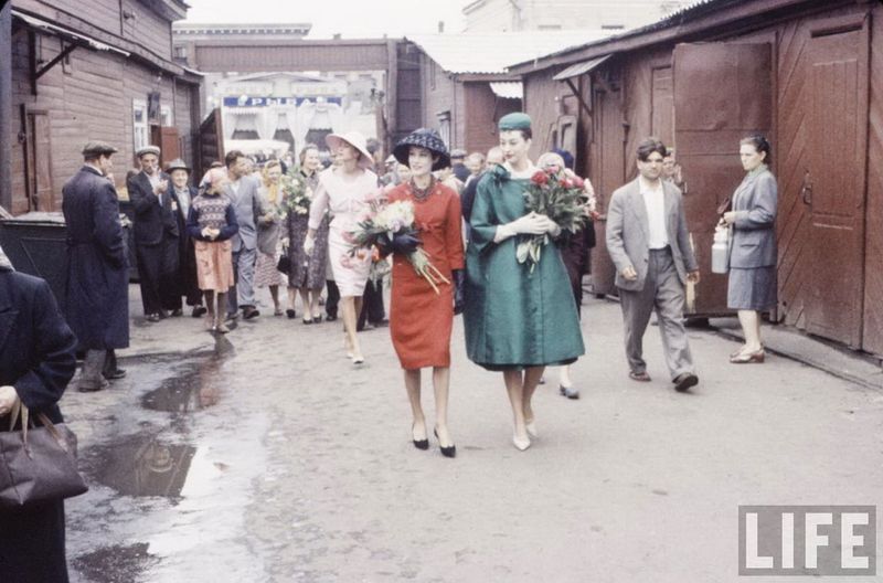 Christian Dior в Москве. 1959 год. (30 фото)
