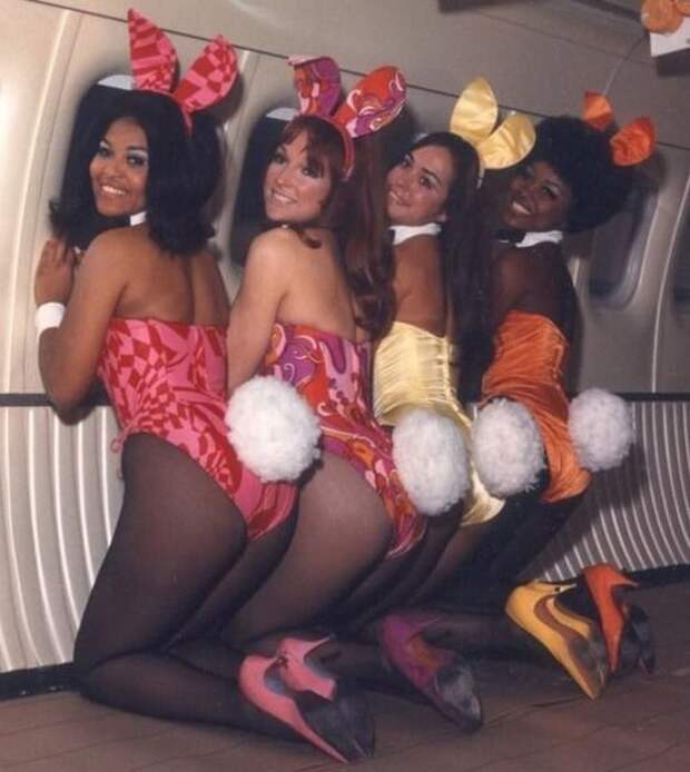 Эволюция девушек журнала Playboy: «зайчики» становятся стюардессами 