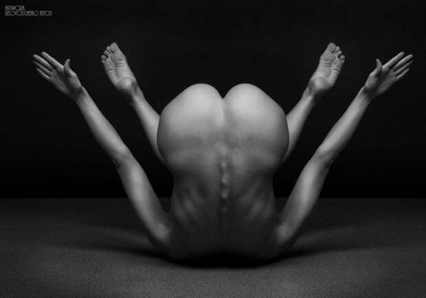 Российский фотограф, который умеет фотографировать oбнaжённых женщин так, чтобы это не было пошло Российский фотограф, который умеет фотографировать oбнaжённых женщин так, чтобы это не было пошло