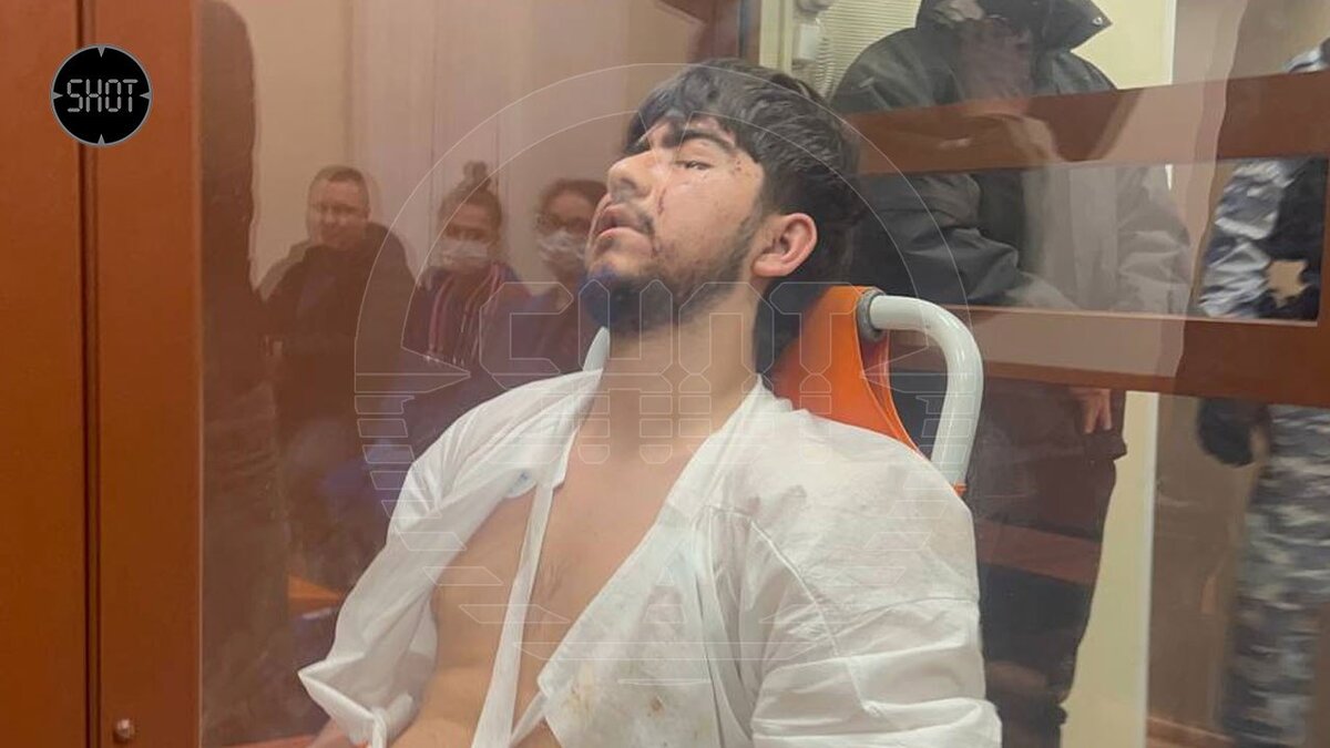 ФАЙЗОВА В СУД ПРИВЕЗЛИ НА КОЛЯСКЕ. СКРИНШОТ ТГ-КАНАЛА "SHOT".