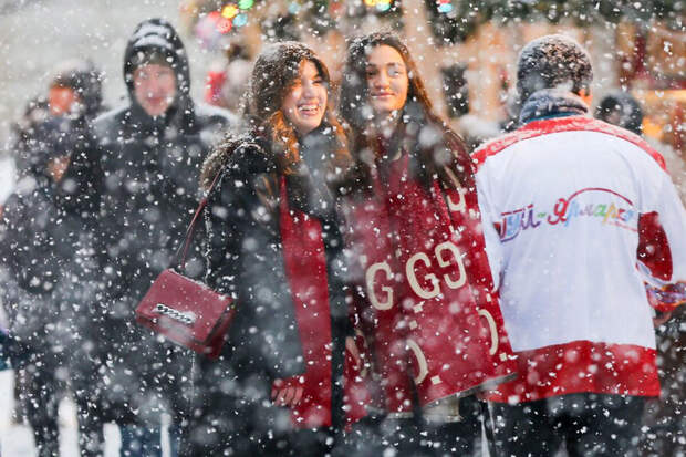 Врач Лысенков: разговоры на холоде могут привести к повреждению эмали